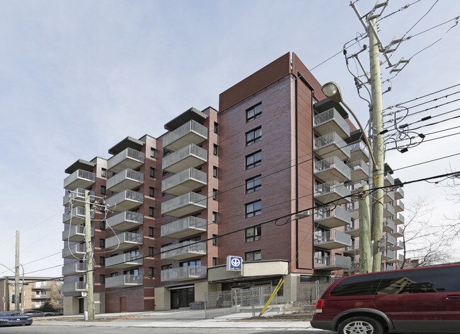 Habitations Plamondon in Montréal, QC - Building Photo - Building Photo