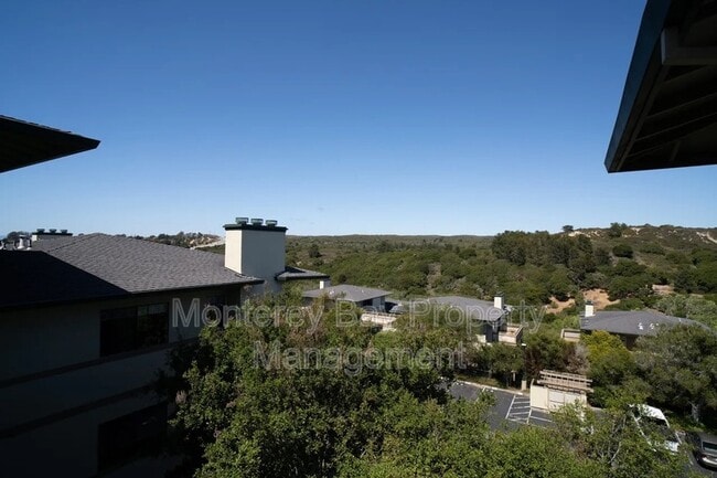 property at 612 Pheasant Ridge Rd