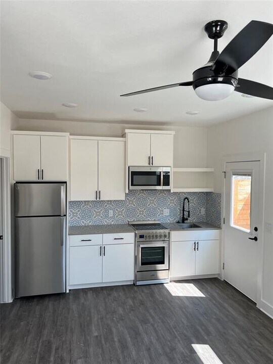 7603 Carver Ave in Austin, TX - Building Photo