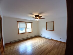 17 Lafrance Ave in Nashua, NH - Building Photo - Building Photo