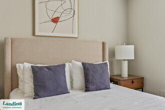 934 Garden Walk Blvd, Unit 0102 in Atlanta, GA - Foto de edificio - Building Photo