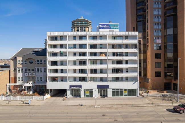 Mainstreet Place in Calgary, AB - Building Photo - Building Photo