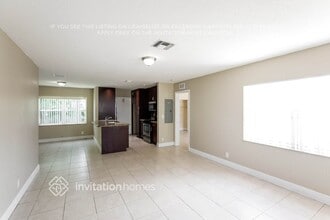 5612 Fletcher St in Hollywood, FL - Foto de edificio - Building Photo