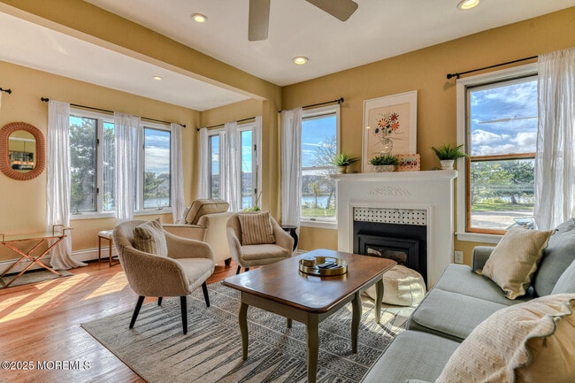 113 Central Ave in Ocean Grove, NJ - Building Photo - Building Photo