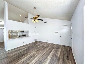 10207 Raven Field Dr in San Antonio, TX - Building Photo - Building Photo