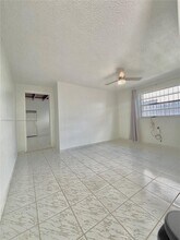 618 E 24th St in Hialeah, FL - Building Photo - Building Photo