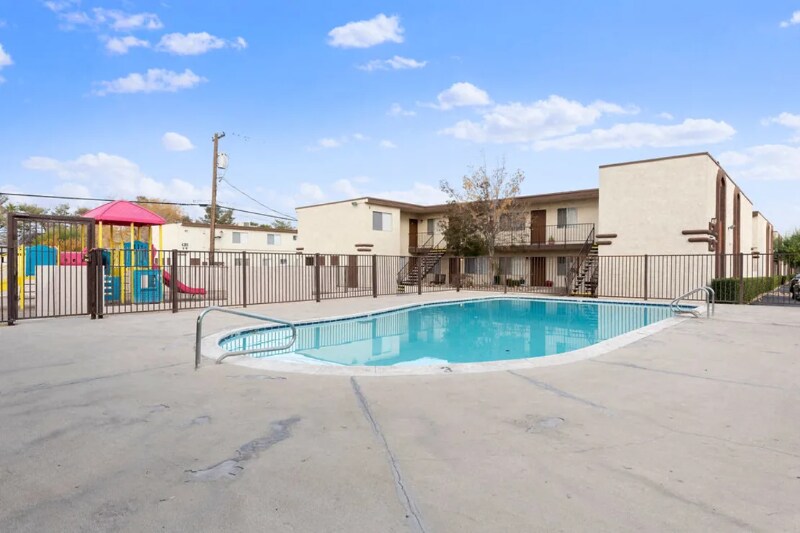 3011 Arville St in Las Vegas, NV - Building Photo