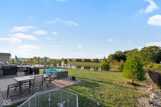 1012 Parker Ln in Westfield, IN - Building Photo - Building Photo