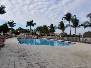 11603 NW 89th St-Unit -110 in Doral, FL - Building Photo - Building Photo