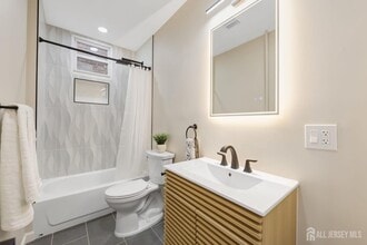3458 John F. Kennedy Blvd in Jersey City, NJ - Building Photo - Building Photo
