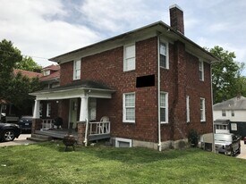 1504 Rosemary Ln in Columbia, MO - Building Photo