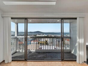 112 Pfeiffer St in San Francisco, CA - Building Photo - Building Photo