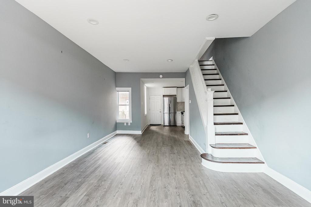 3010 Agate St in Philadelphia, PA - Building Photo