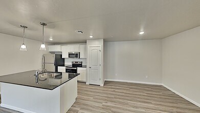 11227 Burnham Ave in Oklahoma City, OK - Building Photo - Building Photo