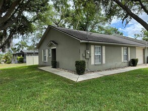 395 W Osceola St in Clermont, FL - Foto de edificio - Building Photo