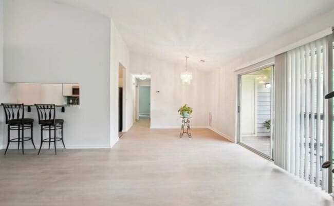 116 Water Fountain Way, Unit 303 in Glen Burnie, MD - Building Photo - Building Photo