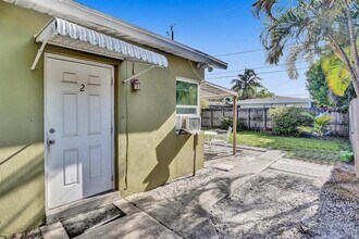 227 NE 24th Ave in Pompano Beach, FL - Building Photo - Building Photo