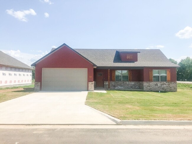 101 Countryside Wy in Pocola, OK - Building Photo - Building Photo