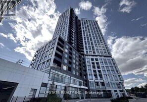 2495 Eglinton Ave W in Mississauga, ON - Building Photo