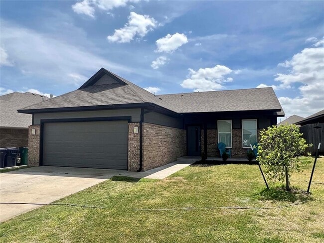 9420 NW 93rd Terrace in Yukon, OK - Building Photo - Building Photo