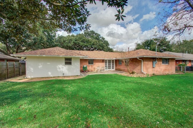 8939 Rockhurst Dr in Houston, TX - Building Photo - Building Photo