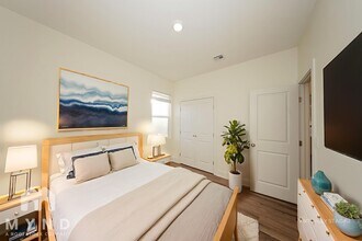 5764 E Bristol Cir in Bel Aire, KS - Building Photo - Building Photo