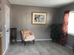 438 N 7th St in Fort Pierce, FL - Building Photo - Building Photo