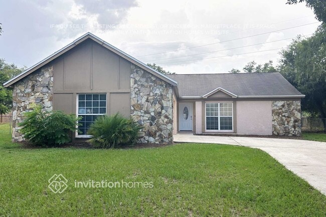 property at 821 Sunridge Point Dr