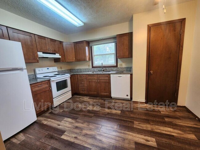 property at 1520 David Dr