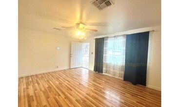 6768 E Lurlene Dr in Tucson, AZ - Building Photo - Building Photo