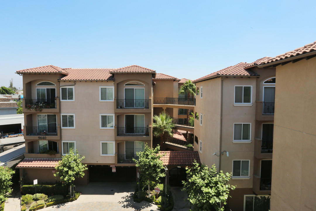 Cantabria Senior Apartments in Panorama City, CA - Building Photo