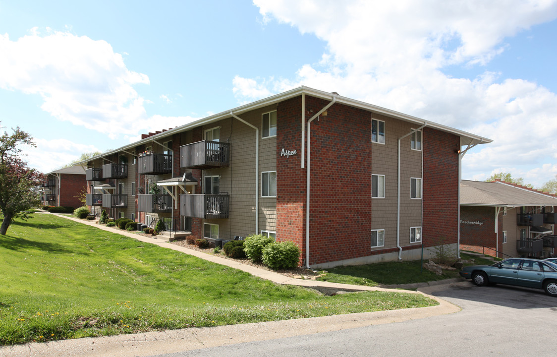 Crown Heights Apartments in Kansas City, MO - Foto de edificio