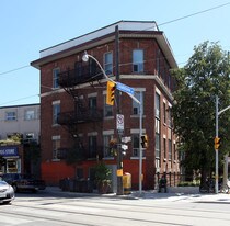Gladstone Estates in Toronto, ON - Building Photo
