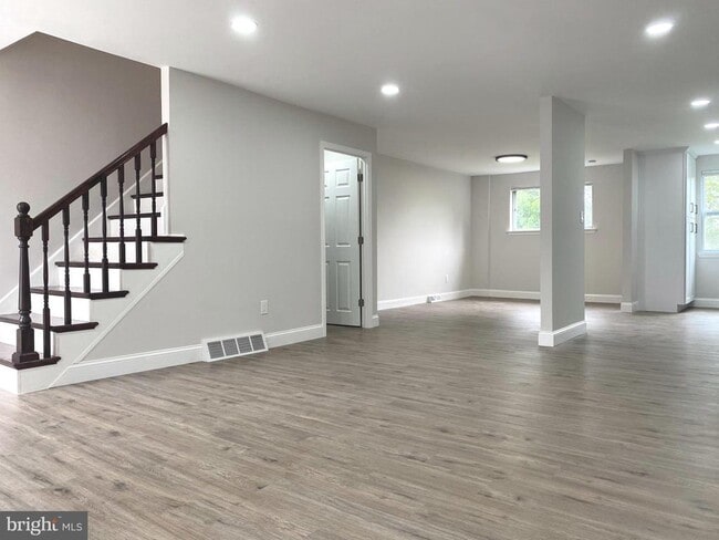 property at 1319 Rainer Rd
