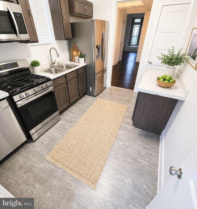 property at 918 N Bentalou St