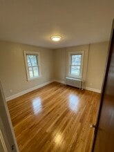 464 Central Ave in Bethpage, NY - Foto de edificio - Building Photo