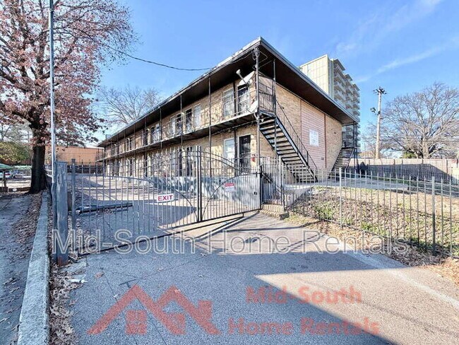 139 N Claybrook St in Memphis, TN - Building Photo - Building Photo
