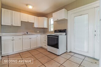 9547 Starkey Rd in Seminole, FL - Building Photo - Building Photo