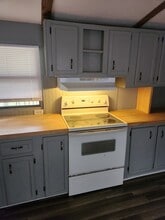 747 Three Bridges Estates Cir in Jacksonville, NC - Building Photo - Building Photo