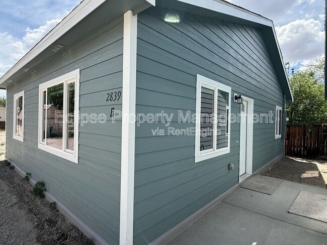 property at 2839 Elm Ave