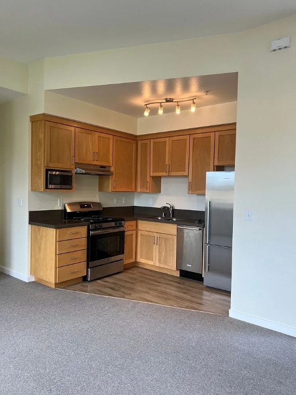 property at 251 High St