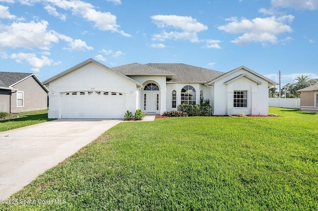 property at 1905 Slone Blvd