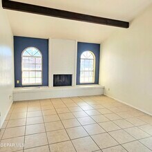 3567 E Glen Dr in El Paso, TX - Foto de edificio - Building Photo