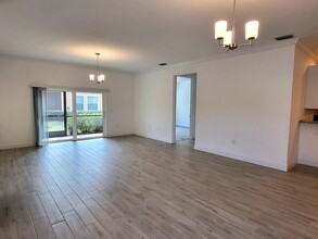 2955 65th Dr in Vero Beach, FL - Building Photo - Building Photo