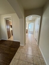 1453 S Mills Ave in Lodi, CA - Building Photo - Building Photo