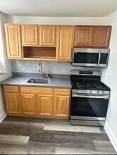 2663 Webb St in Philadelphia, PA - Foto de edificio - Building Photo