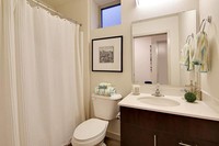 East John Apartments in Seattle, WA - Building Photo - Interior Photo