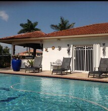 730 NW 123rd Ave in Miami, FL - Building Photo - Building Photo