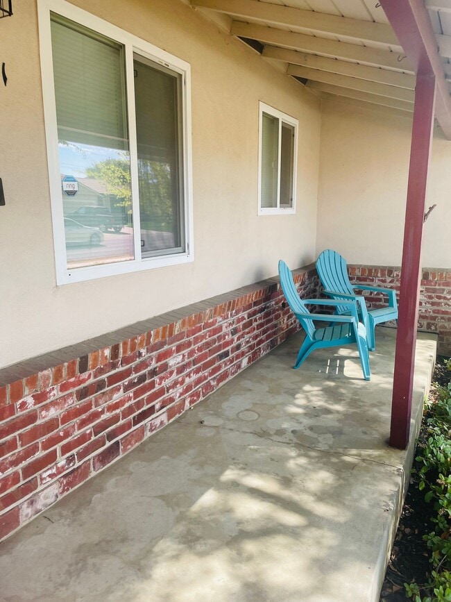 5621 Jacks Ln in Sacramento, CA - Building Photo - Building Photo