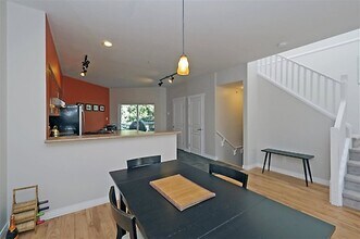 1800 Mamquam Rd in Squamish, BC - Building Photo - Building Photo